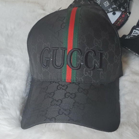 Caps - Picture 5 of 6